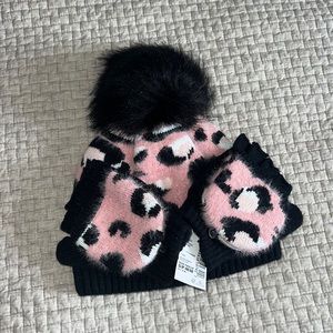Children’s Place hat and glove set. NWT!
